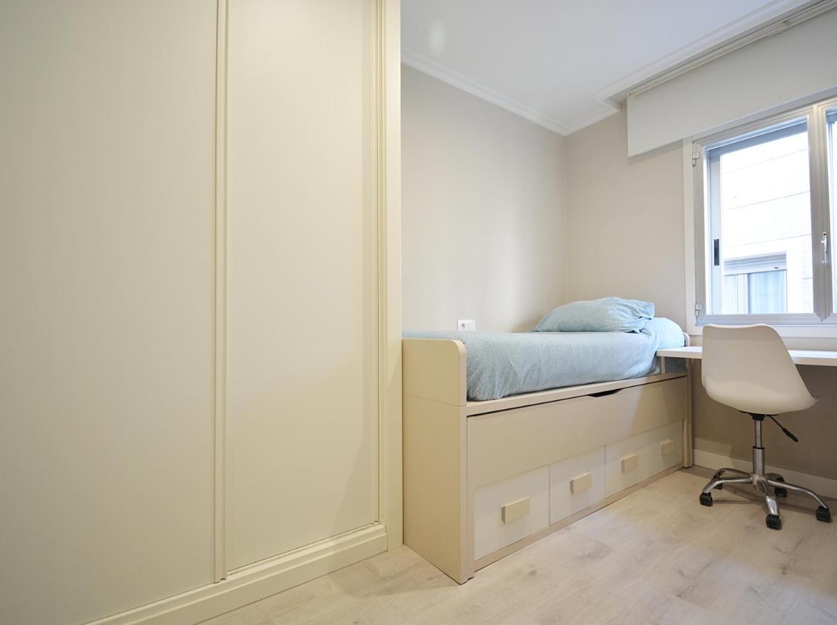 Galihost - Apartamento En Pleno Centro De Portonovo, Санксенсо Екстериор снимка